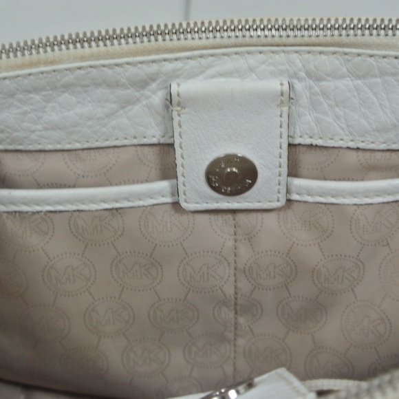 Michael Kors white leather purse - Picture 10 of 11